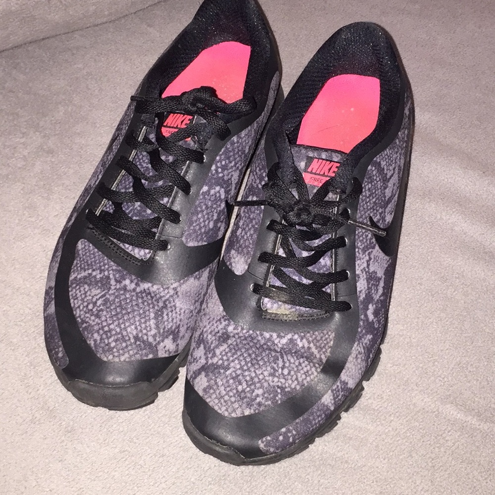Nike black snake skin sneakers!